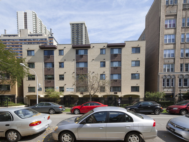 The Colony in Chicago, IL - Building Photo - Building Photo