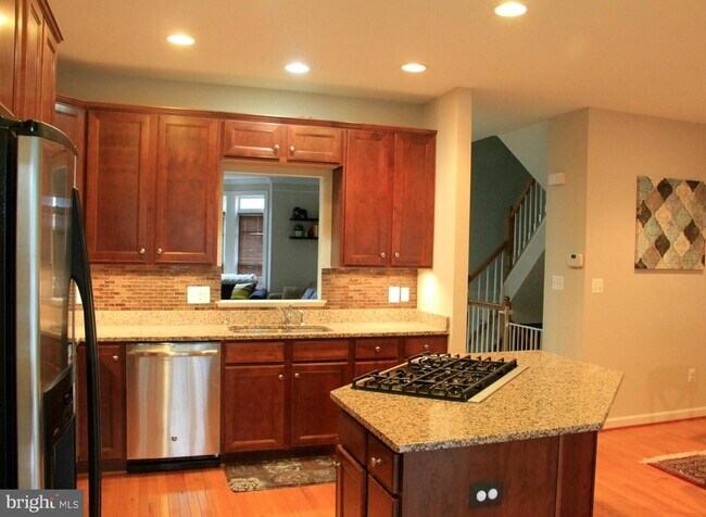 5382 Lavender Mist Ct in Centreville, VA - Building Photo - Building Photo