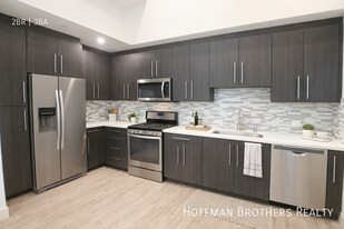 115 S St Andrews Pl, Unit 5 in Los Angeles, CA - Building Photo