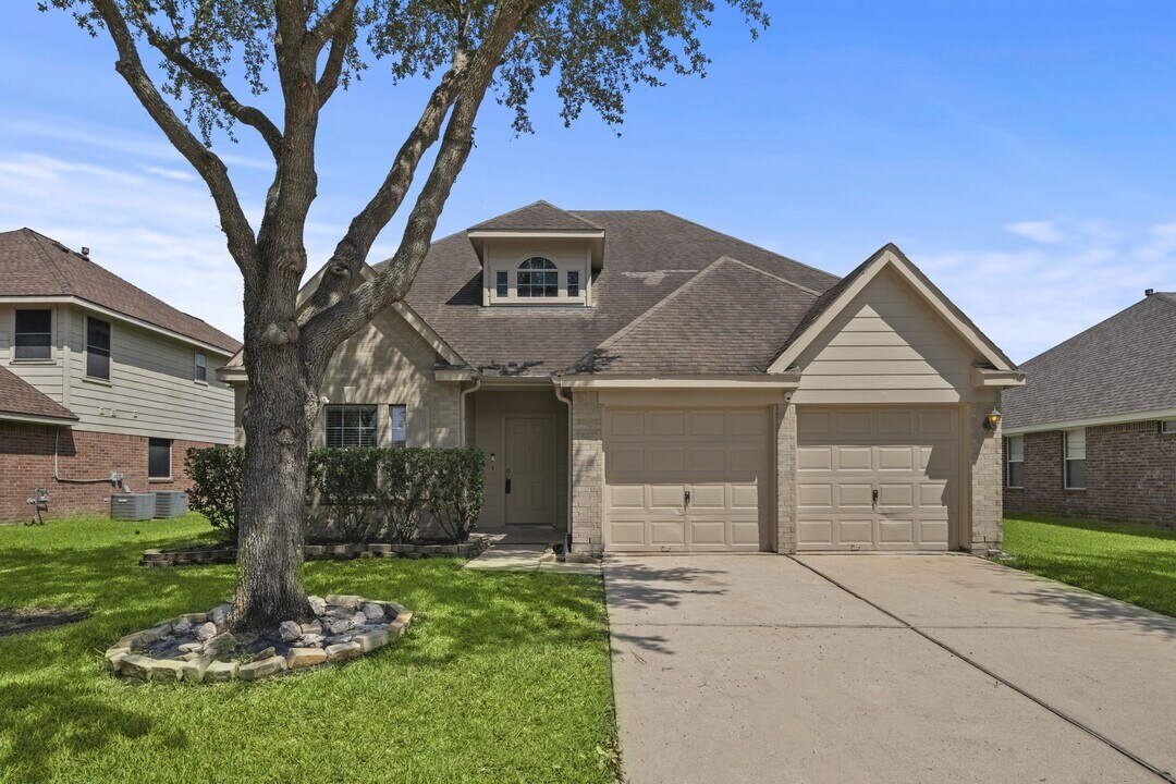 8514 Windy Thicket Ln in Cypress, TX - Building Photo