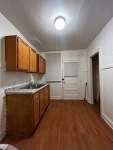 209 N Kolmar Ave in Chicago, IL - Building Photo - Building Photo