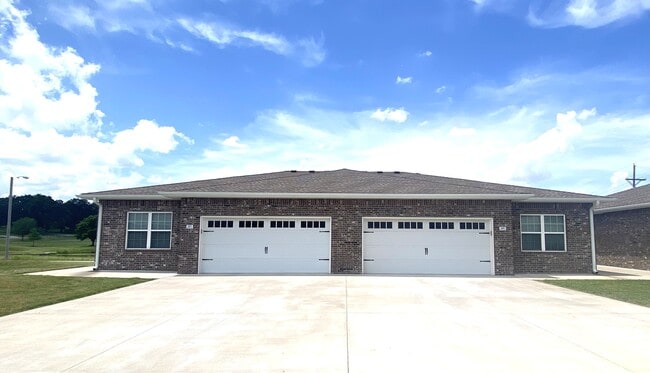 1122 Crosby Dr, Unit 1126 Crosby