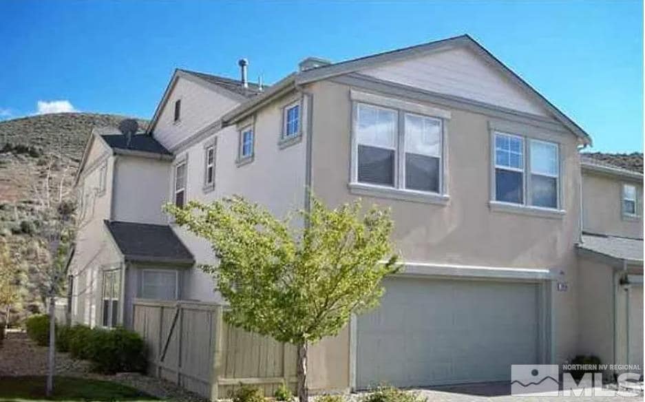 7636 Stone Bluff Way in Reno, NV - Building Photo