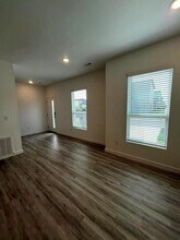 620 Pacific Ave in Bentonville, AR - Building Photo - Building Photo