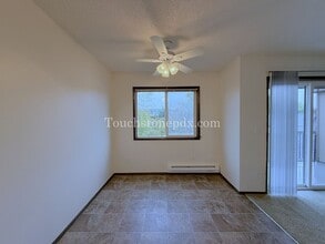 5808 SE Milwaukie Ave in Portland, OR - Building Photo - Building Photo