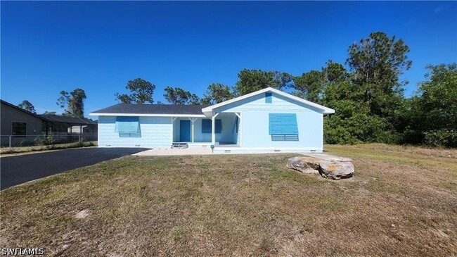4112 2nd St W in Lehigh Acres, FL - Building Photo - Building Photo