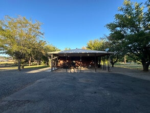 1231 W 400 S in Hurricane, UT - Foto de edificio - Building Photo