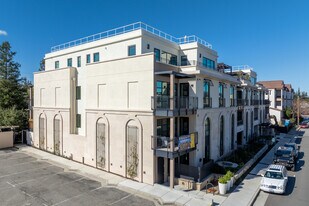 450 1st St in Los Altos, CA - Building Photo