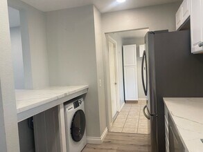 1401 Temple Heights Dr in Oceanside, CA - Building Photo - Building Photo