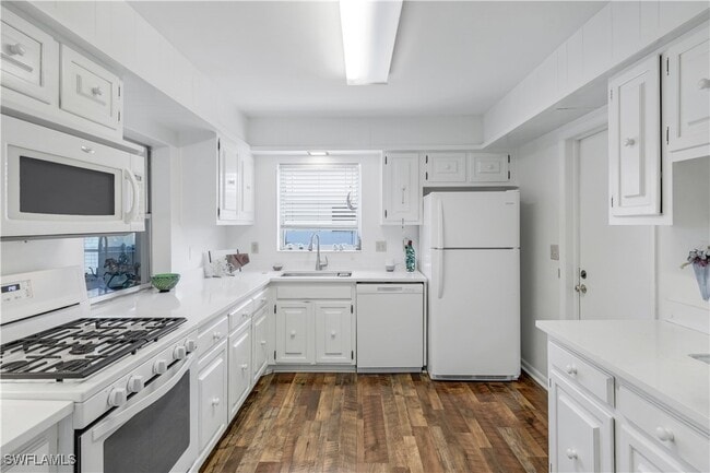 property at 1382 Jamaica Rd
