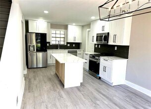 2834 Clearbrook Dr in Marietta, GA - Building Photo - Building Photo