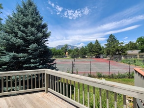 4711 W Moorhead Cir in Boulder, CO - Building Photo - Building Photo