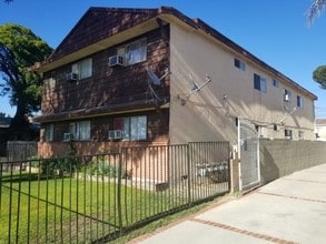 6628 Beck Ave in North Hollywood, CA - Building Photo - Building Photo