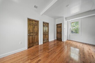14 Yankee Pl in Ellenville, NY - Building Photo - Building Photo