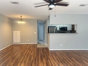 102 S Spring View Dr in Enterprise, AL - Building Photo - Building Photo