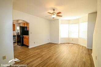 622 Missouri Ave in Alma, KS - Building Photo - Building Photo