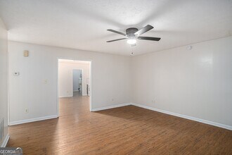 2610 Golfview Terrace SE in Conyers, GA - Building Photo - Building Photo