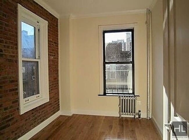 property at 206 E 83rd St