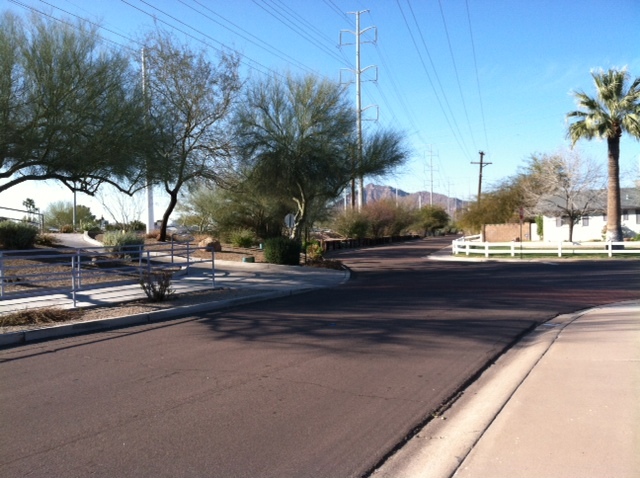 6625 E Oak St in Scottsdale, AZ - Foto de edificio - Building Photo
