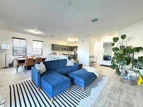 15650 SW 136th St in Miami, FL - Building Photo - Building Photo