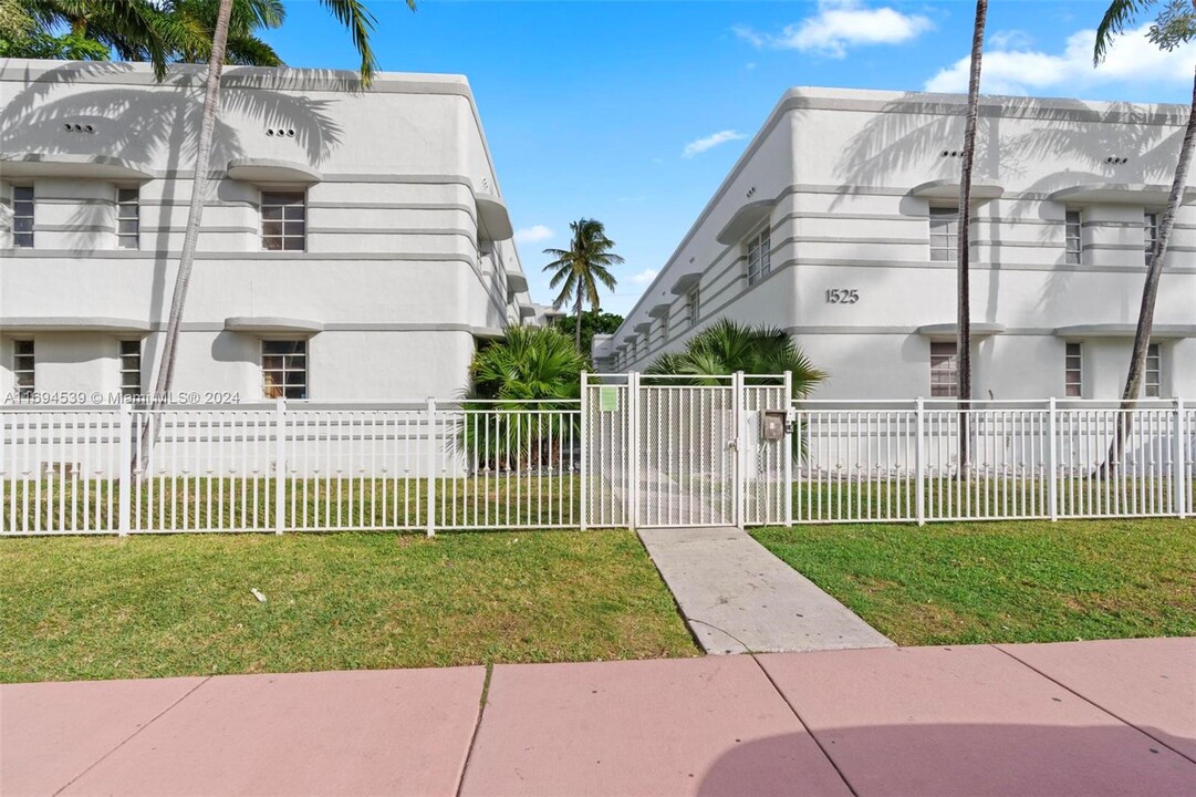 1525 Pennsylvania Ave in Miami Beach, FL - Building Photo