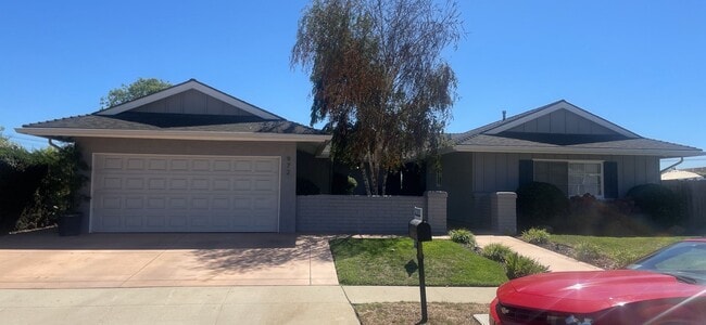 property at 972 Calle Pinata