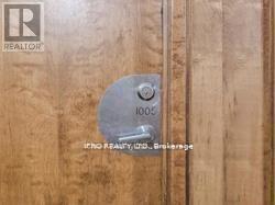 3880 Duke of York Blvd in Mississauga, ON - Building Photo