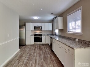 5820 Old Meadow Rd in Charlotte, NC - Building Photo - Building Photo