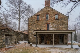 99 Taylor Rd in Cornwall, NY - Building Photo - Building Photo