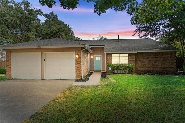 1400 Lance Way