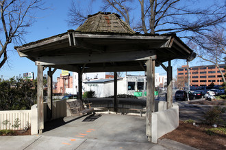 Gateway Plaza in Greensboro, NC - Building Photo - Building Photo