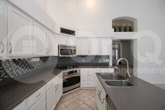 16257 S 12th Pl in Phoenix, AZ - Building Photo - Building Photo