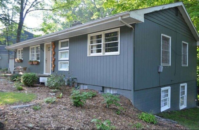 property at 325 Hollowood Dr