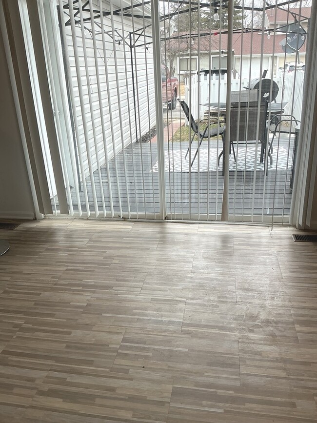 property at 2333 Windsor Ln