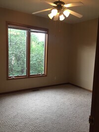 331 W Pleasant St, Unit Lower photo'