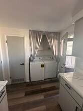 21124 SE Reed Market Rd in Bend, OR - Building Photo - Building Photo