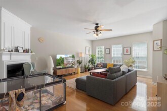 5405 Werburgh St in Charlotte, NC - Building Photo - Building Photo