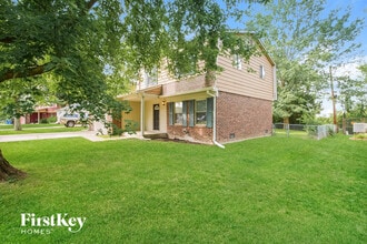 3262 Eastbrooke Ct in Indianapolis, IN - Building Photo - Building Photo