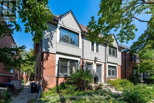 property at 20 Strathgowan Ave