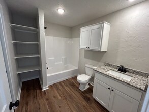 609 Mell Ave in Gilmer, TX - Building Photo - Building Photo