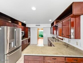 9000 Rancich St in El Paso, TX - Building Photo - Building Photo