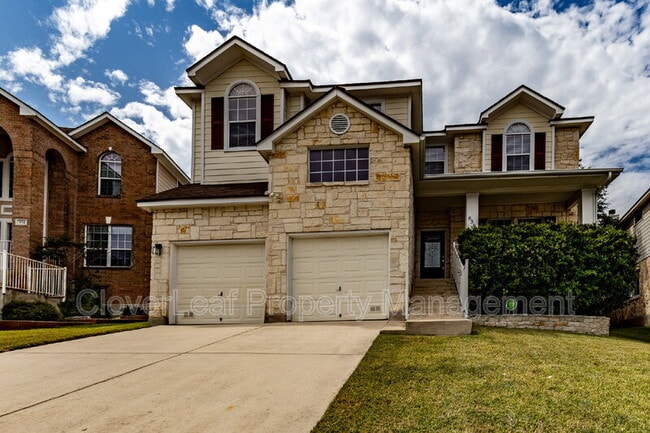 property at 838 Maltese Garden