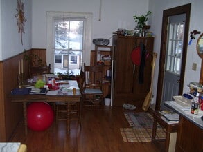 333 Washington Ave, Unit Lower in Stevens Point, WI - Building Photo - Building Photo