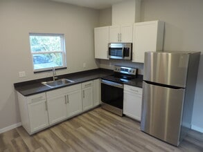 2704 E Washington St in Orlando, FL - Foto de edificio - Building Photo