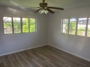 1339 Marion Dr S in St. Petersburg, FL - Building Photo - Building Photo