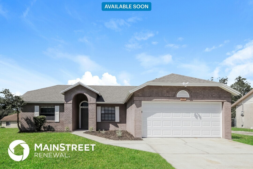 1301 Polk Ave in Deltona, FL - Building Photo