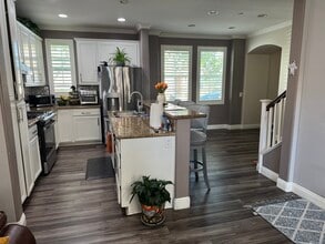 1132 Ambrosia St in Oxnard, CA - Building Photo - Building Photo