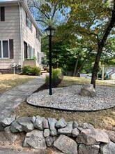 127 Manor Ave in Wellesley, MA - Building Photo - Building Photo