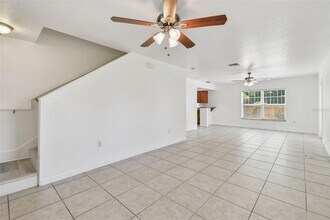 587 Shady Grove Dr in Dunedin, FL - Building Photo - Building Photo