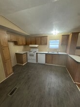 1418 Stamps St in Jacksonville, AR - Building Photo - Building Photo